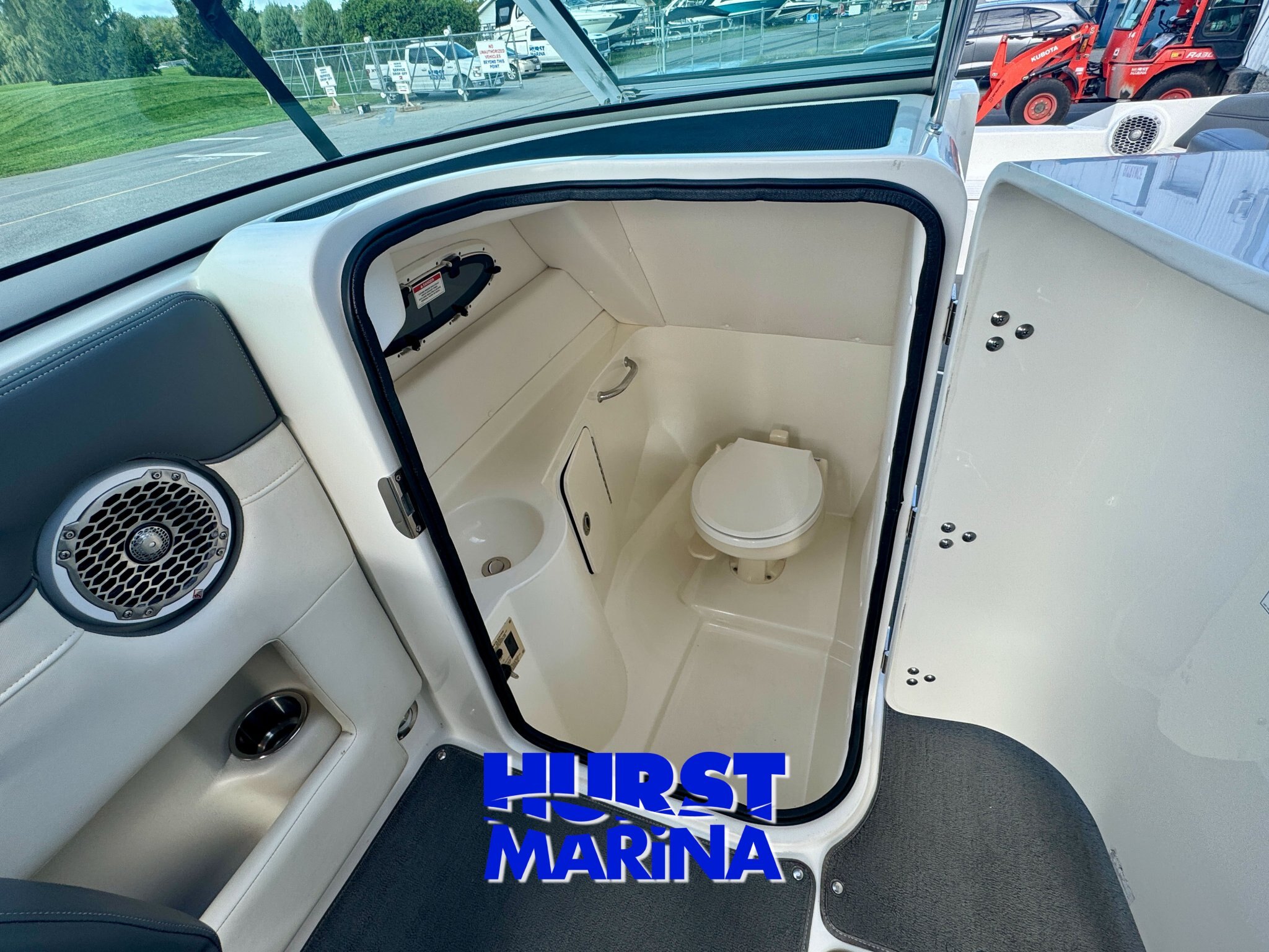 2011 SeaRay 260 Sundeck