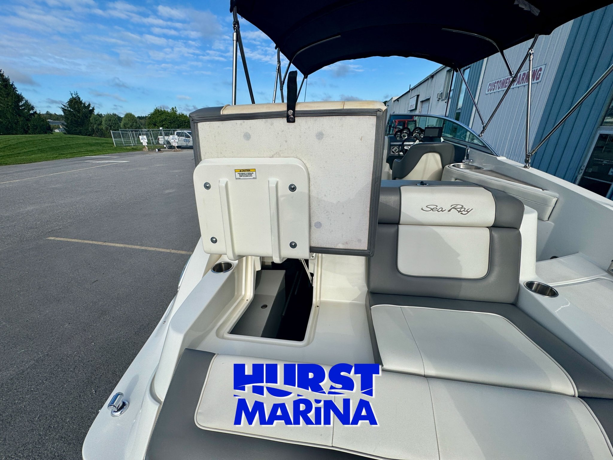 2011 SeaRay 260 Sundeck