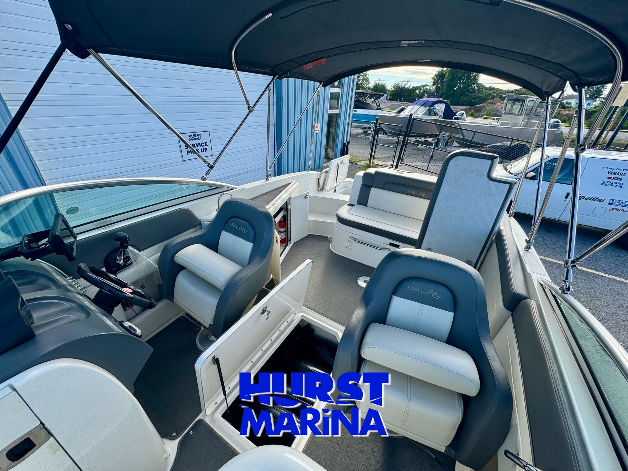2011 SeaRay 260 Sundeck