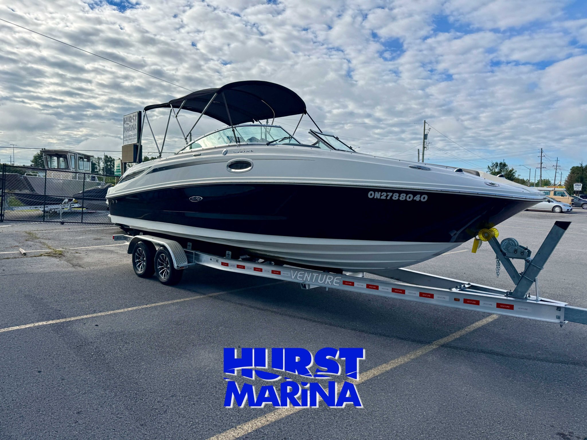 2011 SeaRay 260 Sundeck