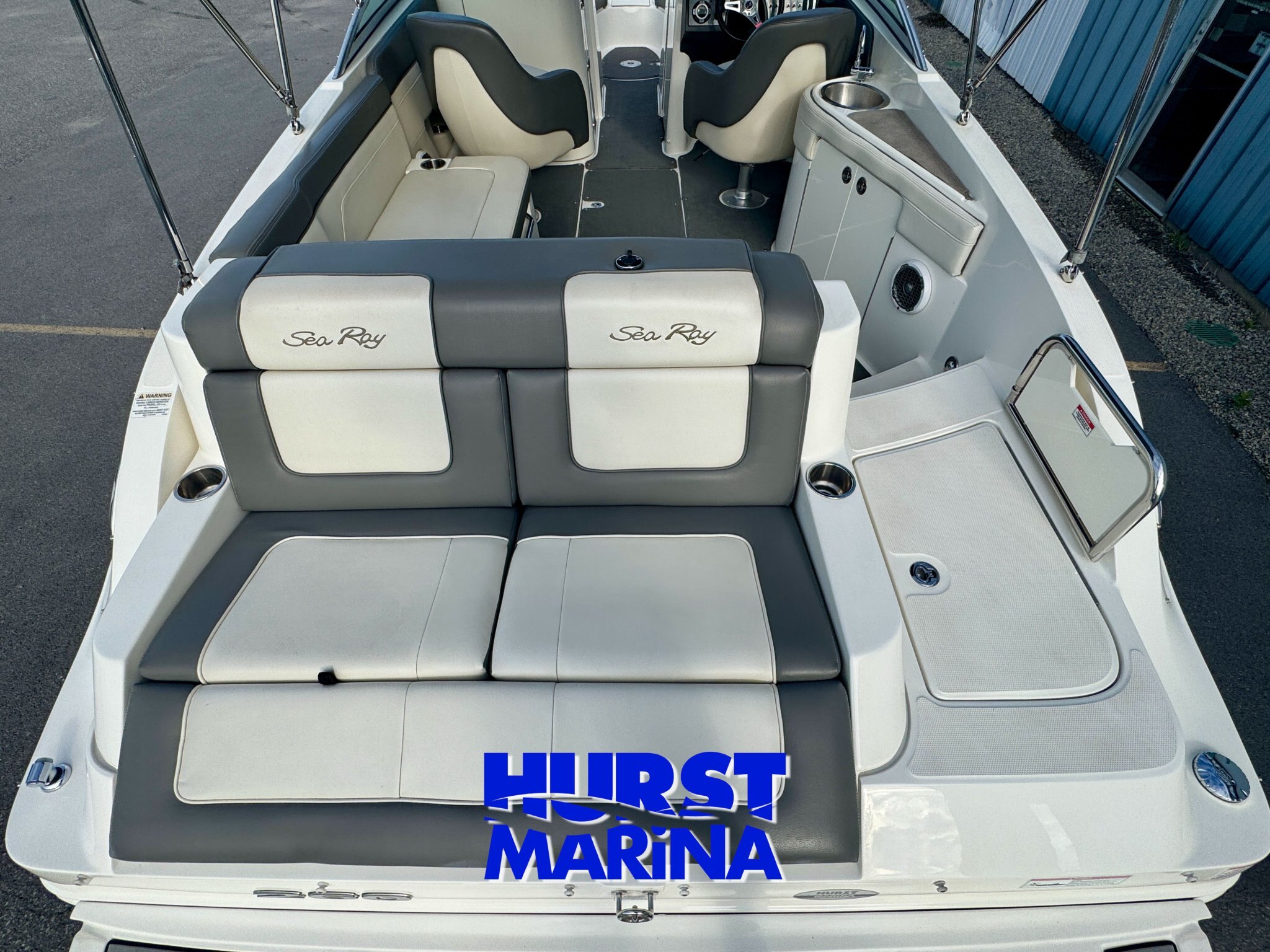 2011 SeaRay 260 Sundeck