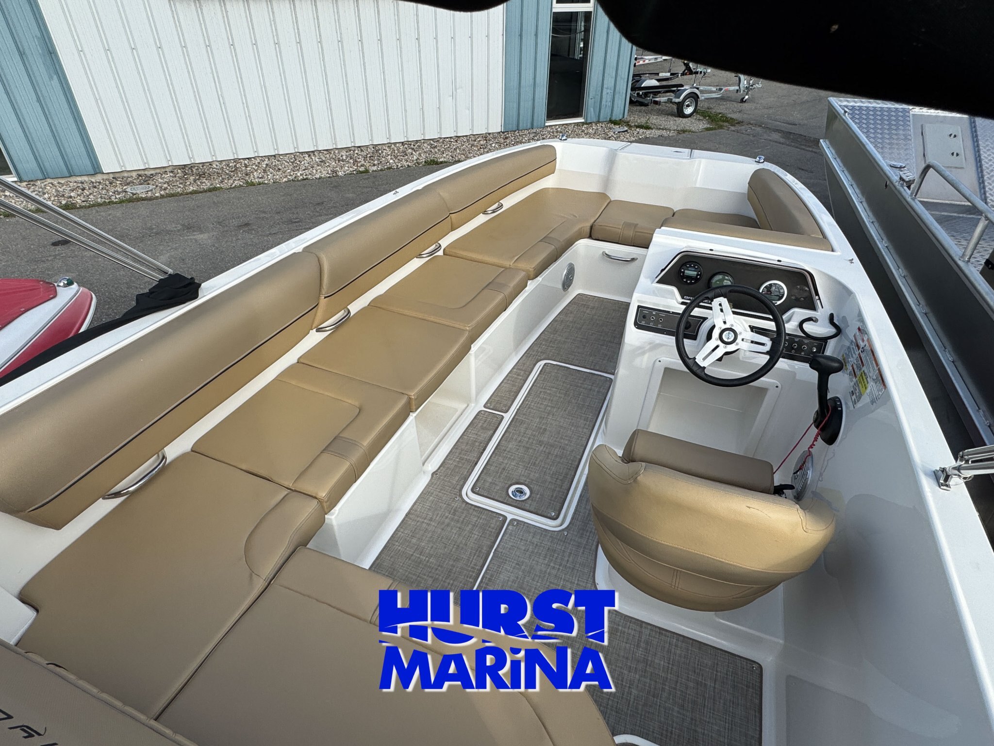 2023 Bayliner DX2000