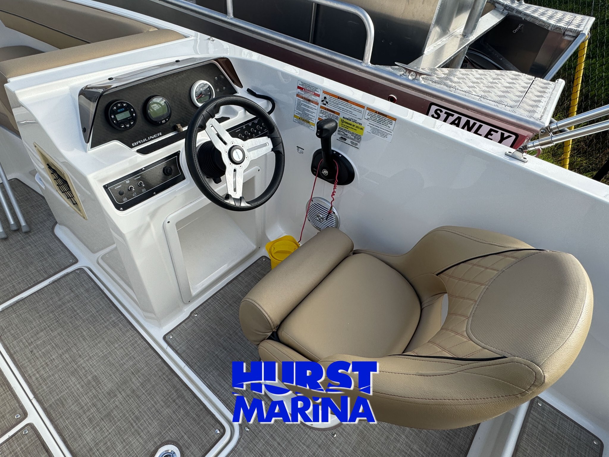 2023 Bayliner DX2000
