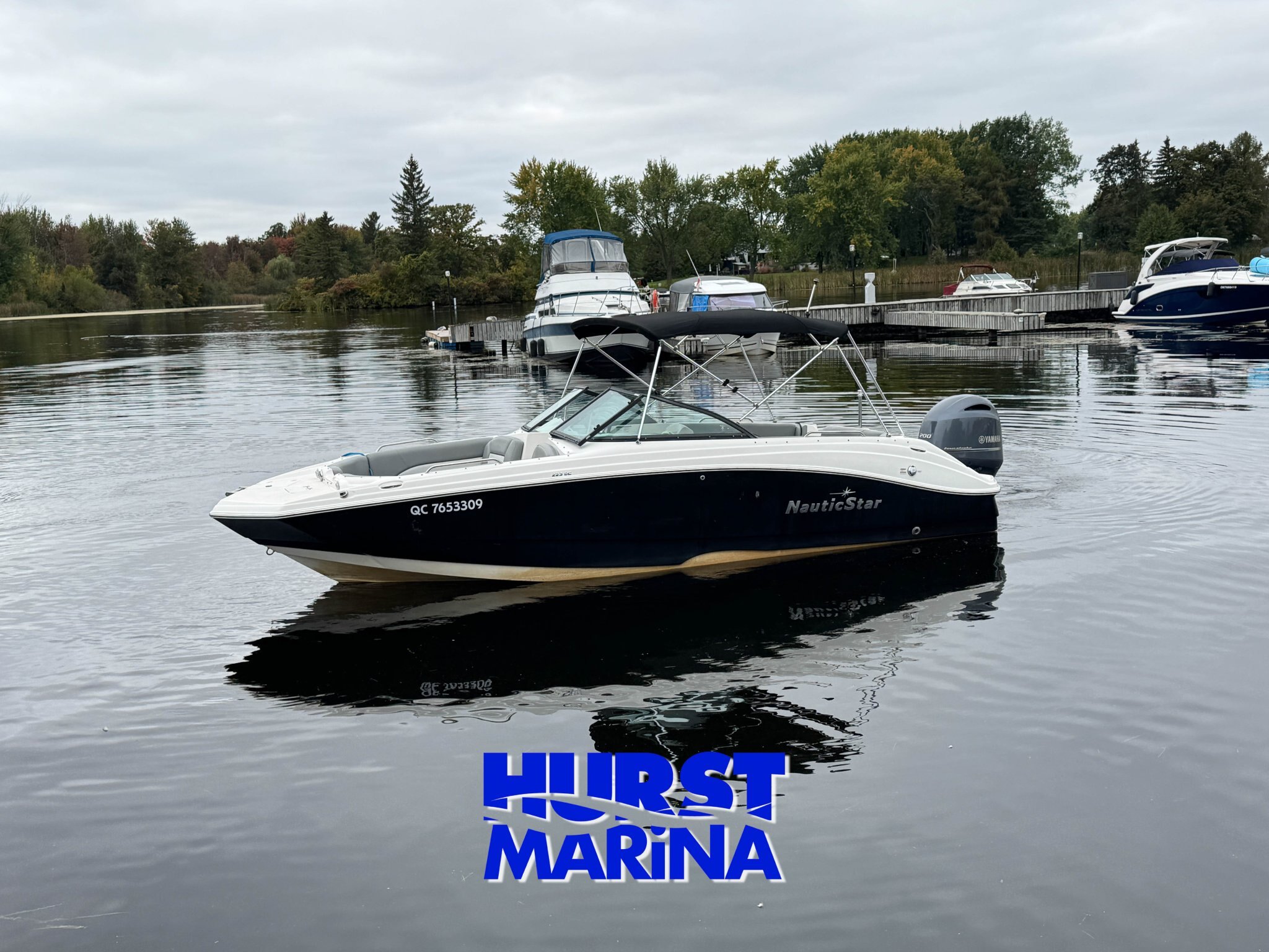 2021 NauticStar 223DC