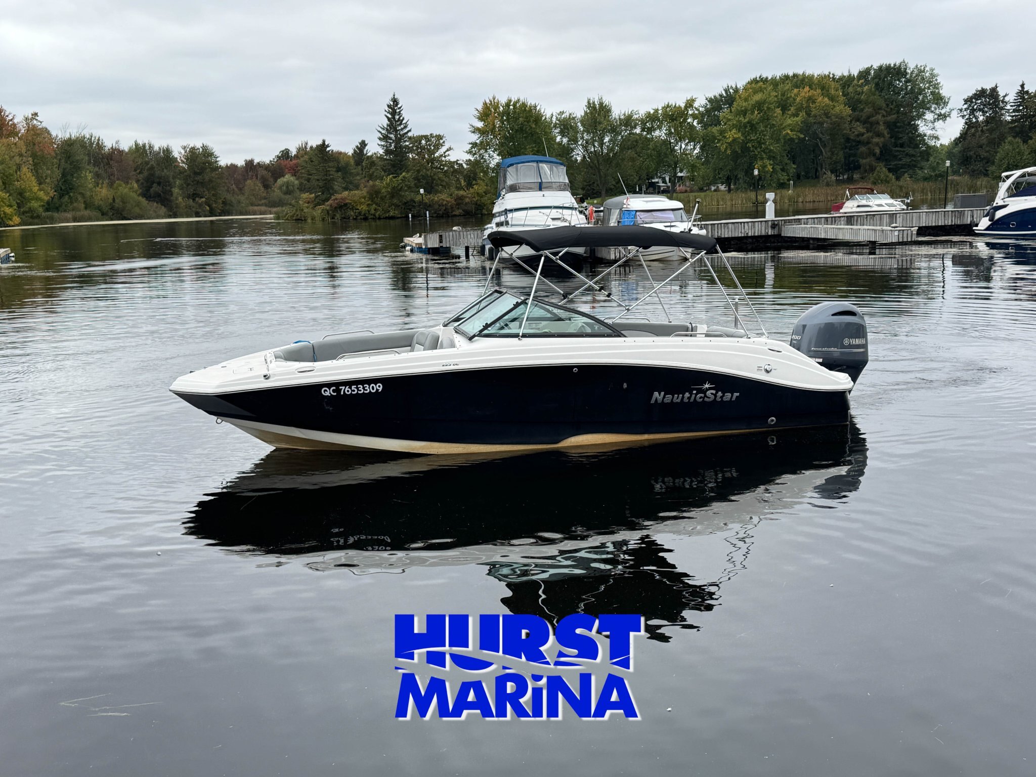 2021 NauticStar 223DC