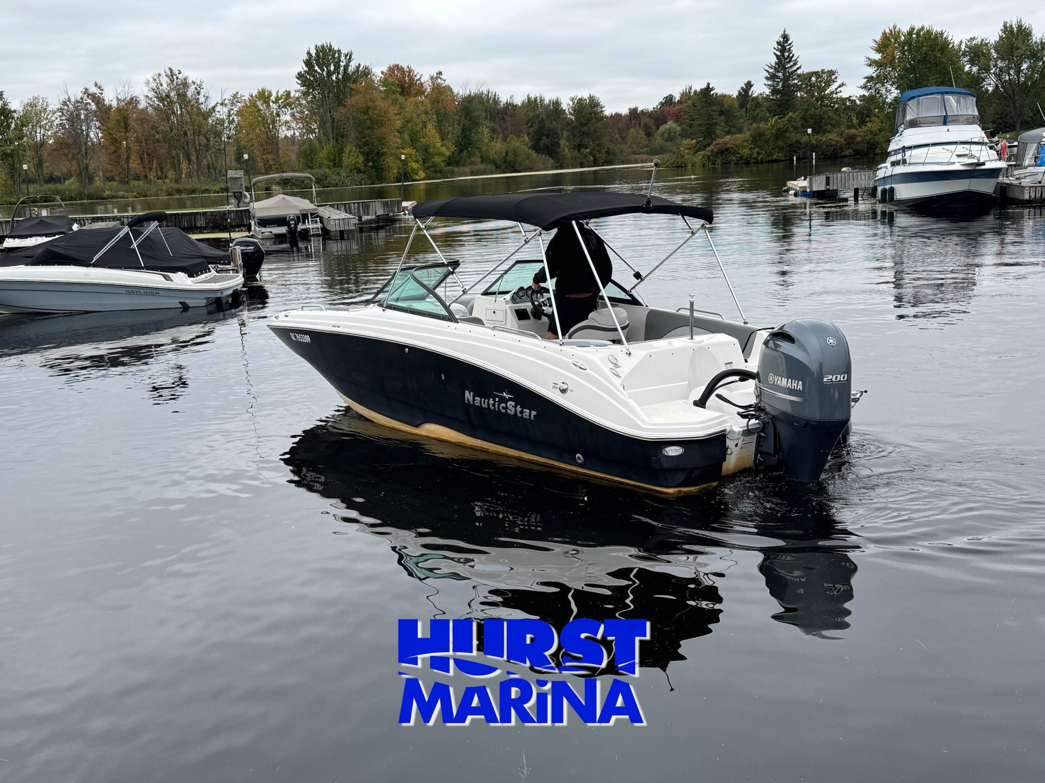 2021 NauticStar 223DC