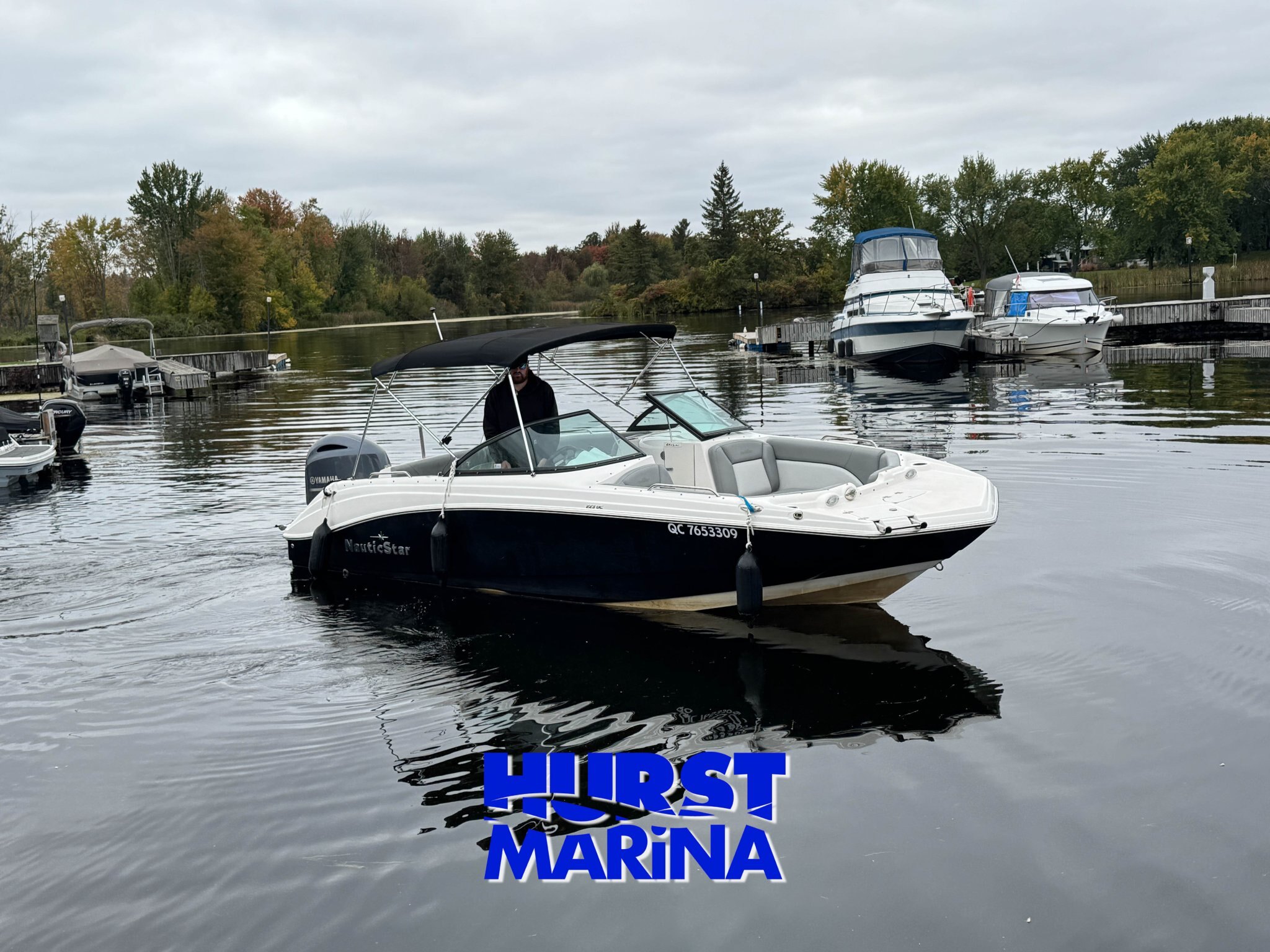 2021 NauticStar 223DC
