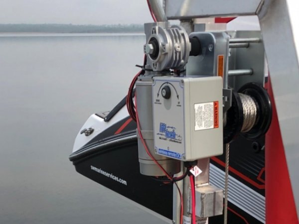 Naylor Docks Vertical Lifts A50V