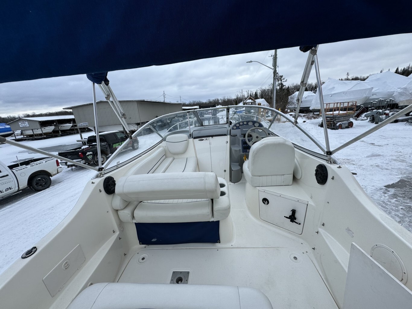 2004 Bayliner 245 SB