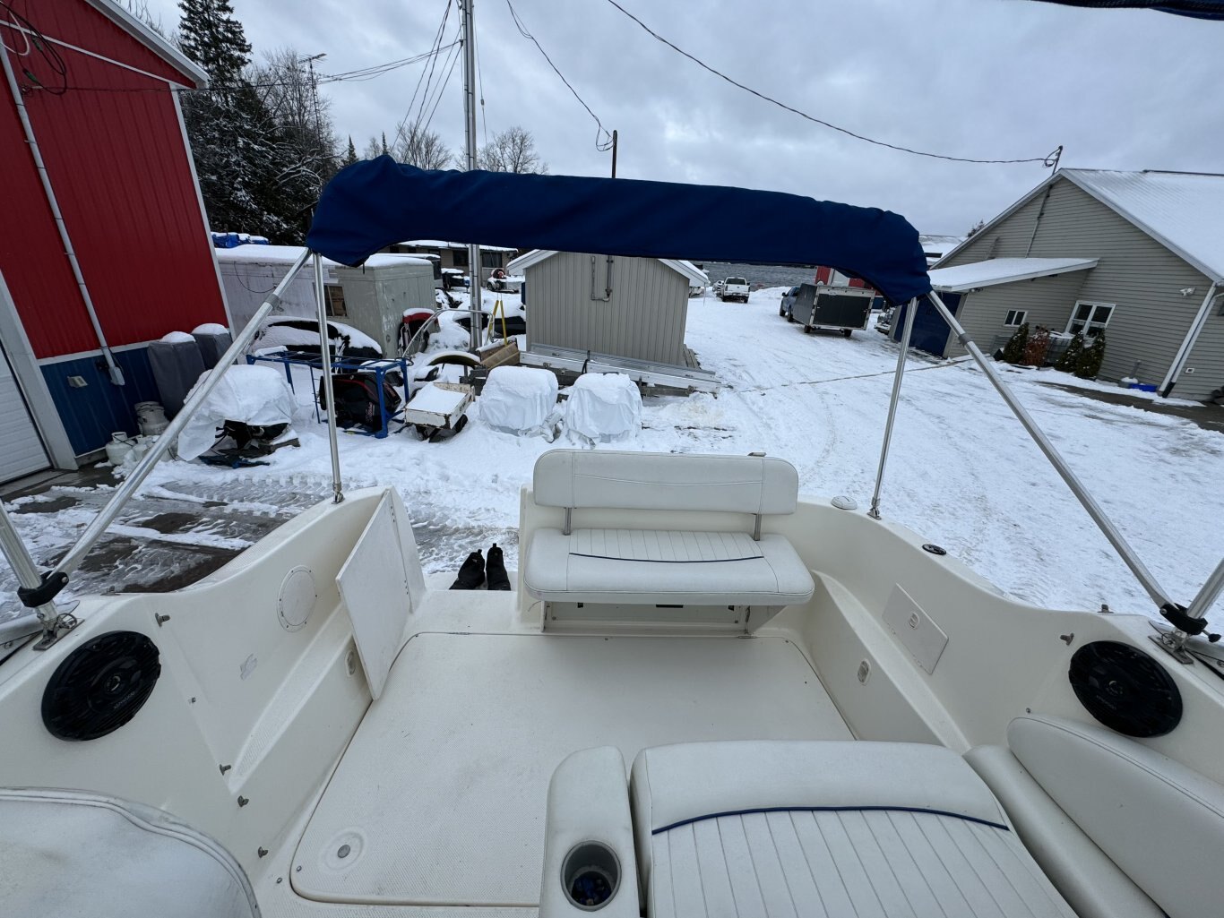 2004 Bayliner 245 SB