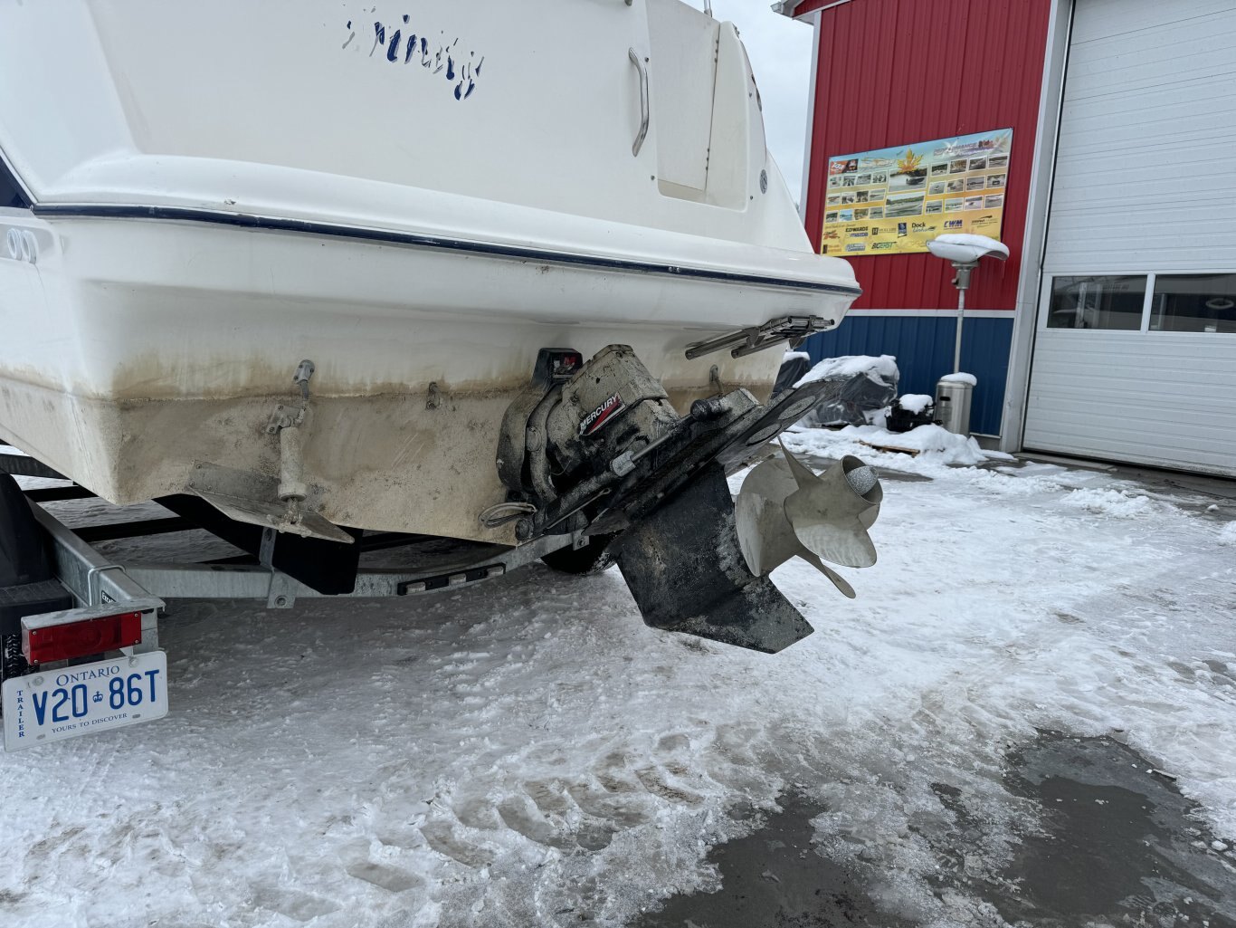 2004 Bayliner 245 SB