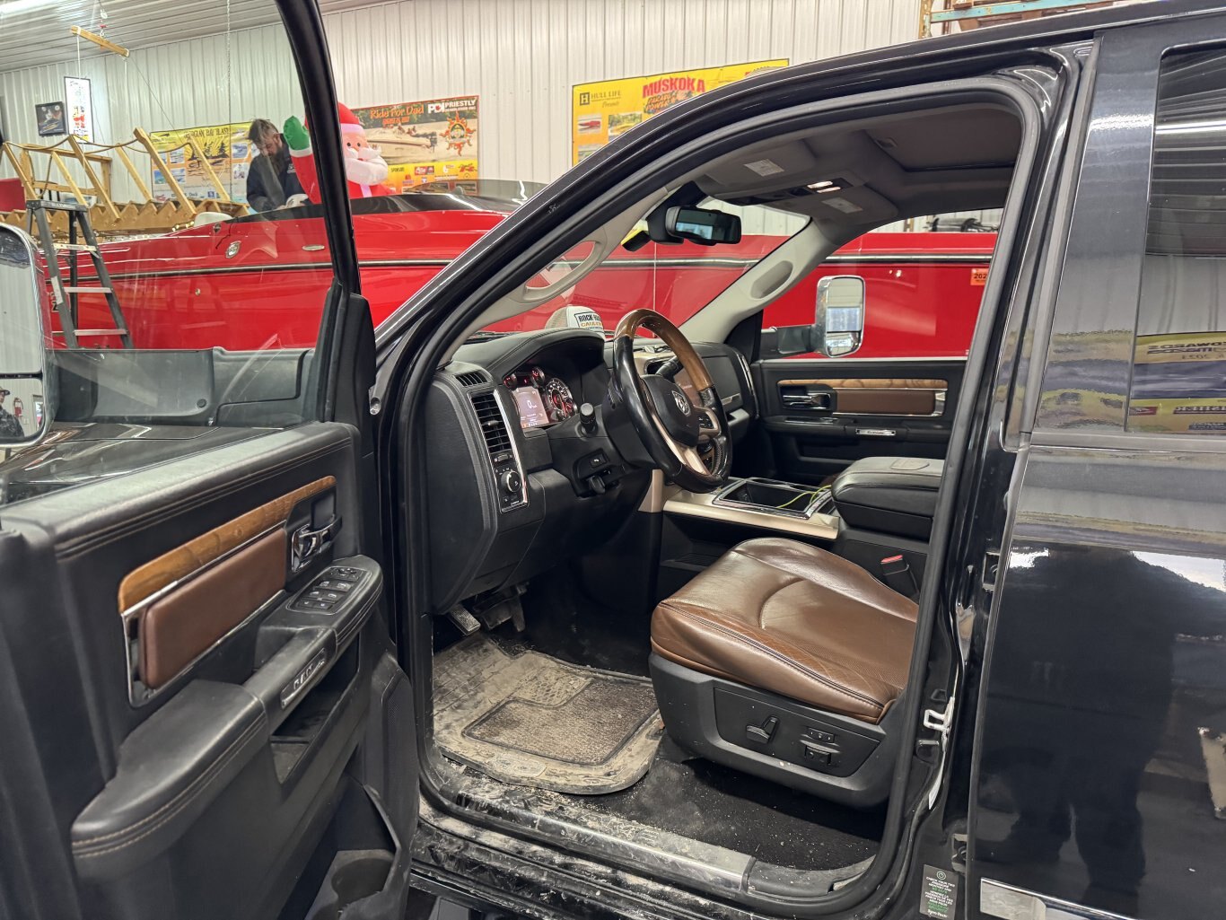 2015 Ram 3500 Laramie Long Horn Mega Cab