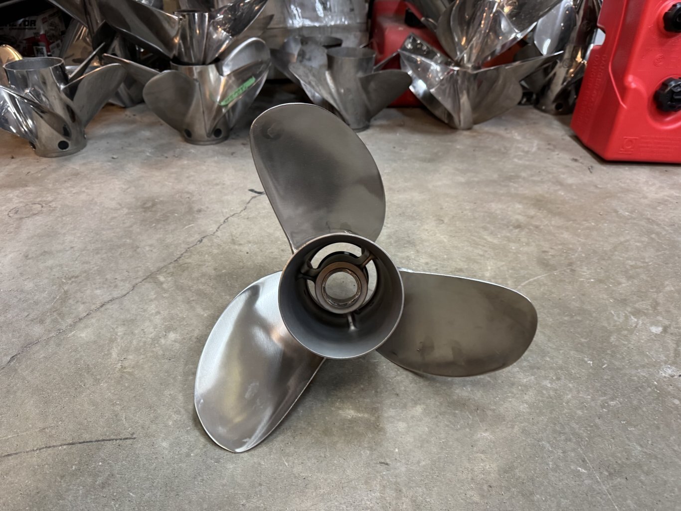 Hustler Mach 3 Express OS Propellers