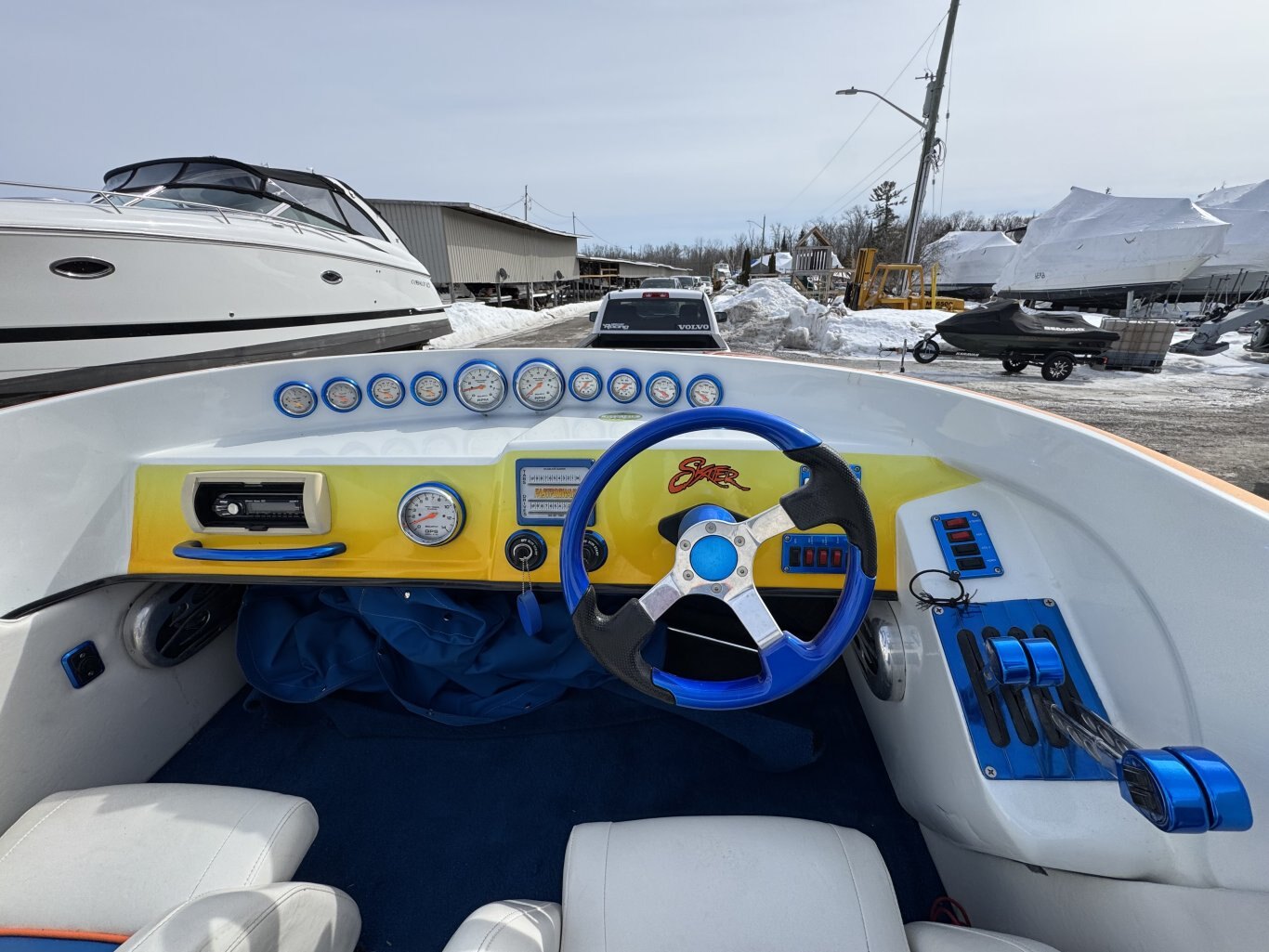 1986/ 2010 Skater 24