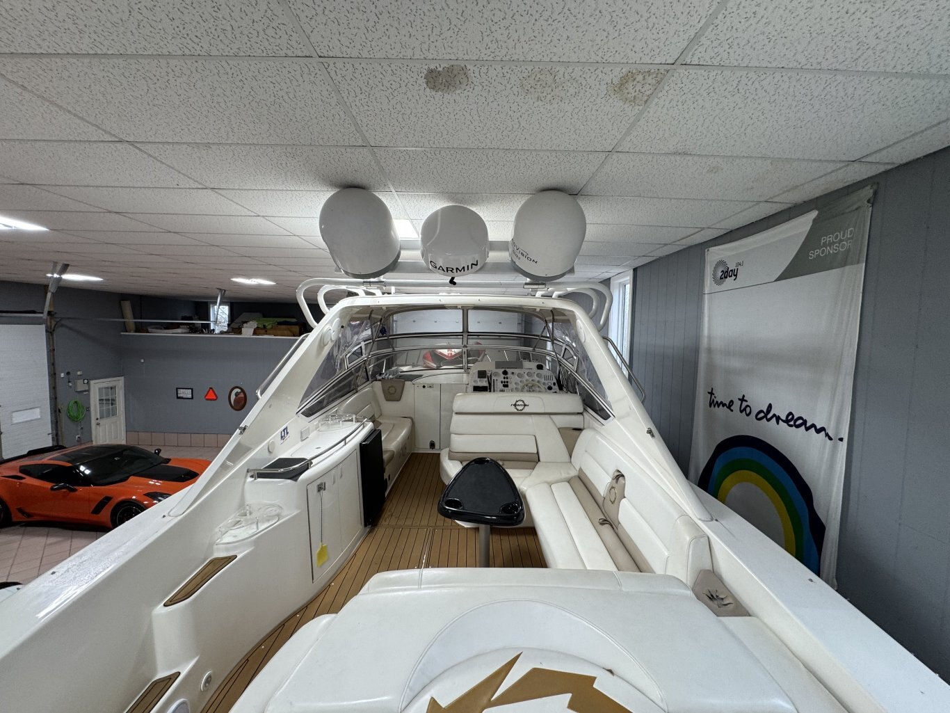 2005 Fountain 48 Express Cruiser