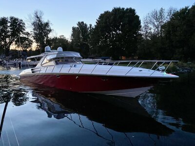2005 Fountain 48 Express Cruiser