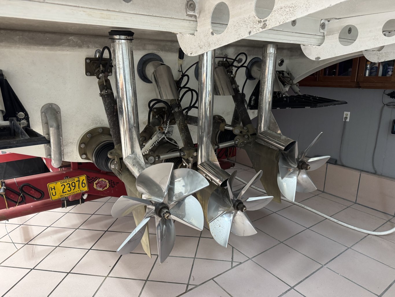 2005 Fountain 48 Express Cruiser