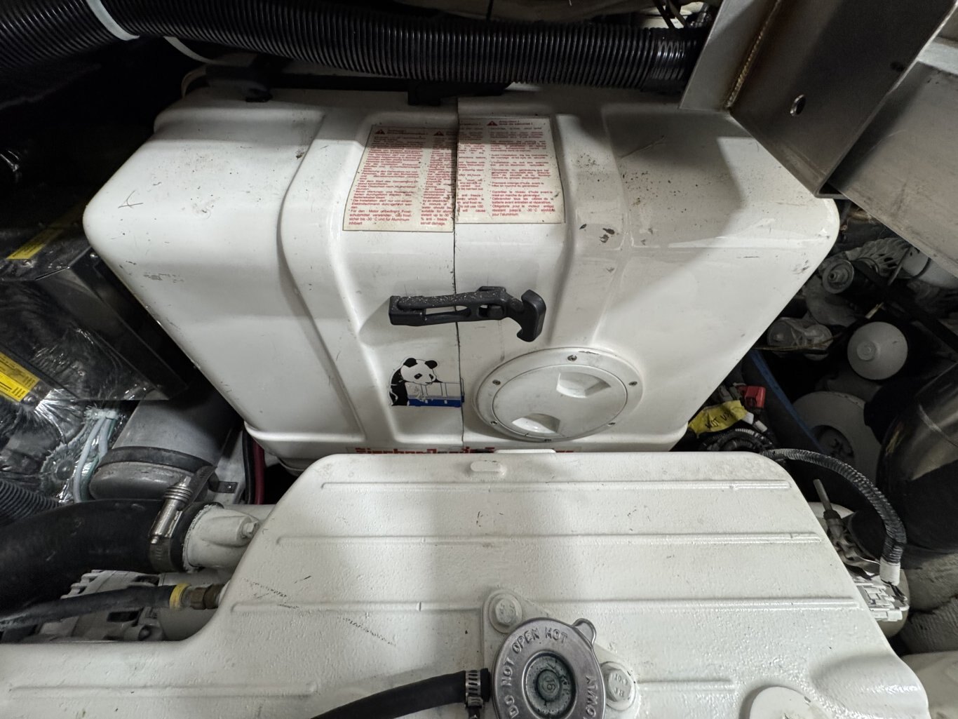 2005 Fountain 48 Express Cruiser