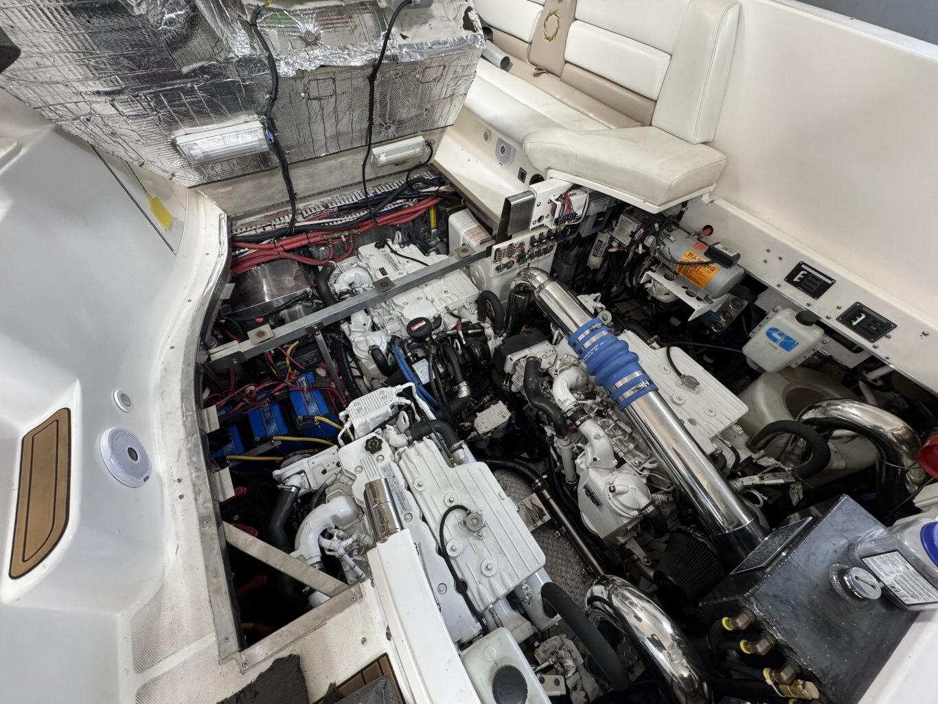 2005 Fountain 48 Express Cruiser