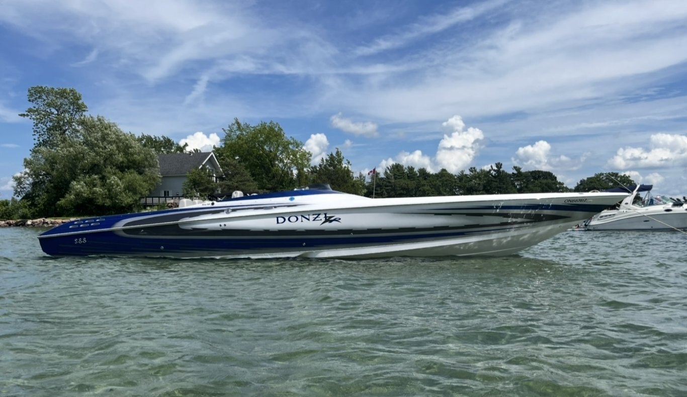 2008 Donzi 38 ZR