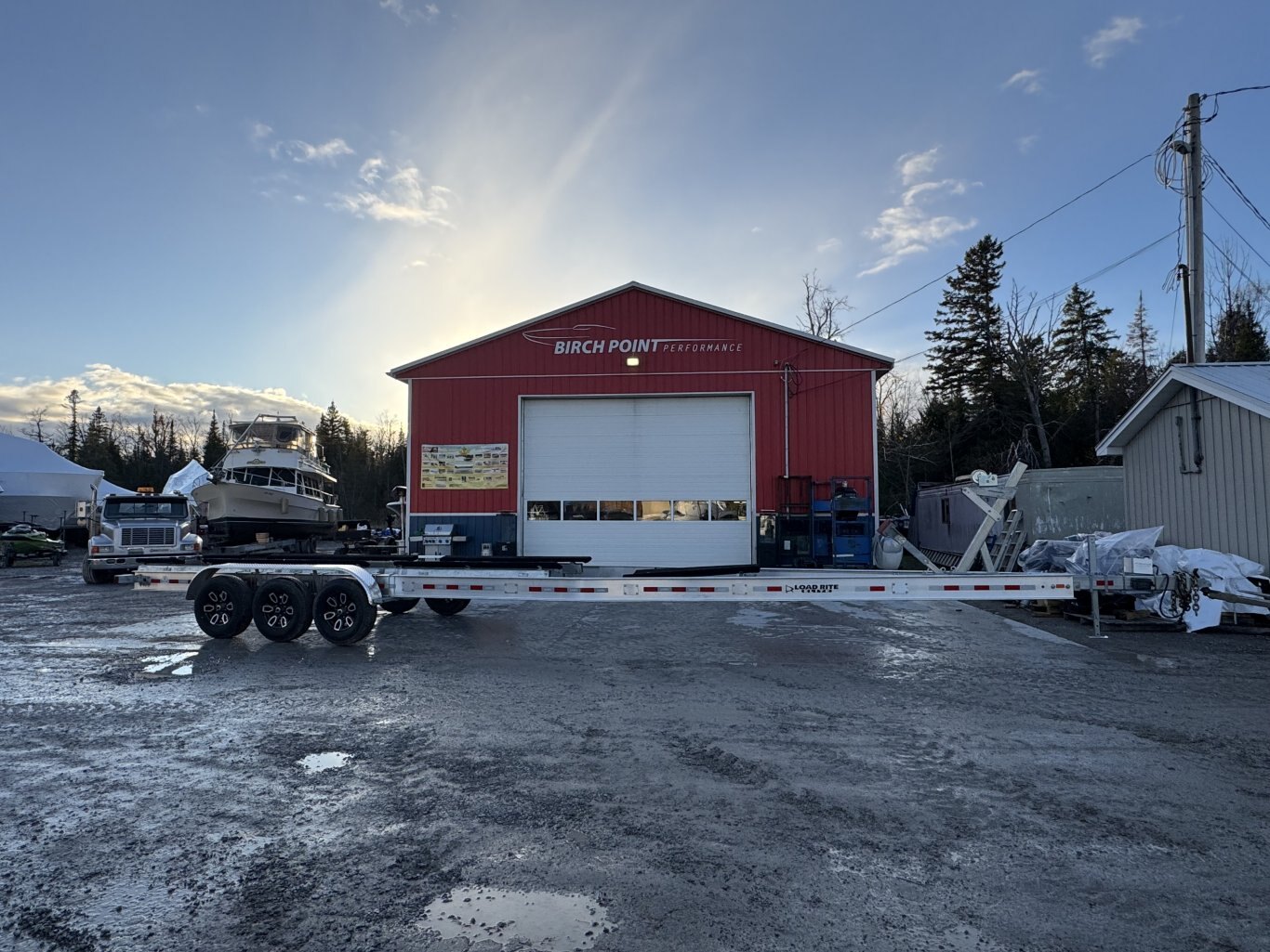 2024 LoadRite Elite 18000lbs Tri Axle Trailer