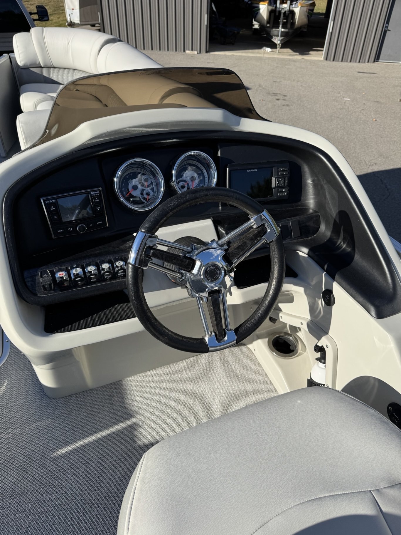 2018 Avalon Catalina Premium 2585 CR