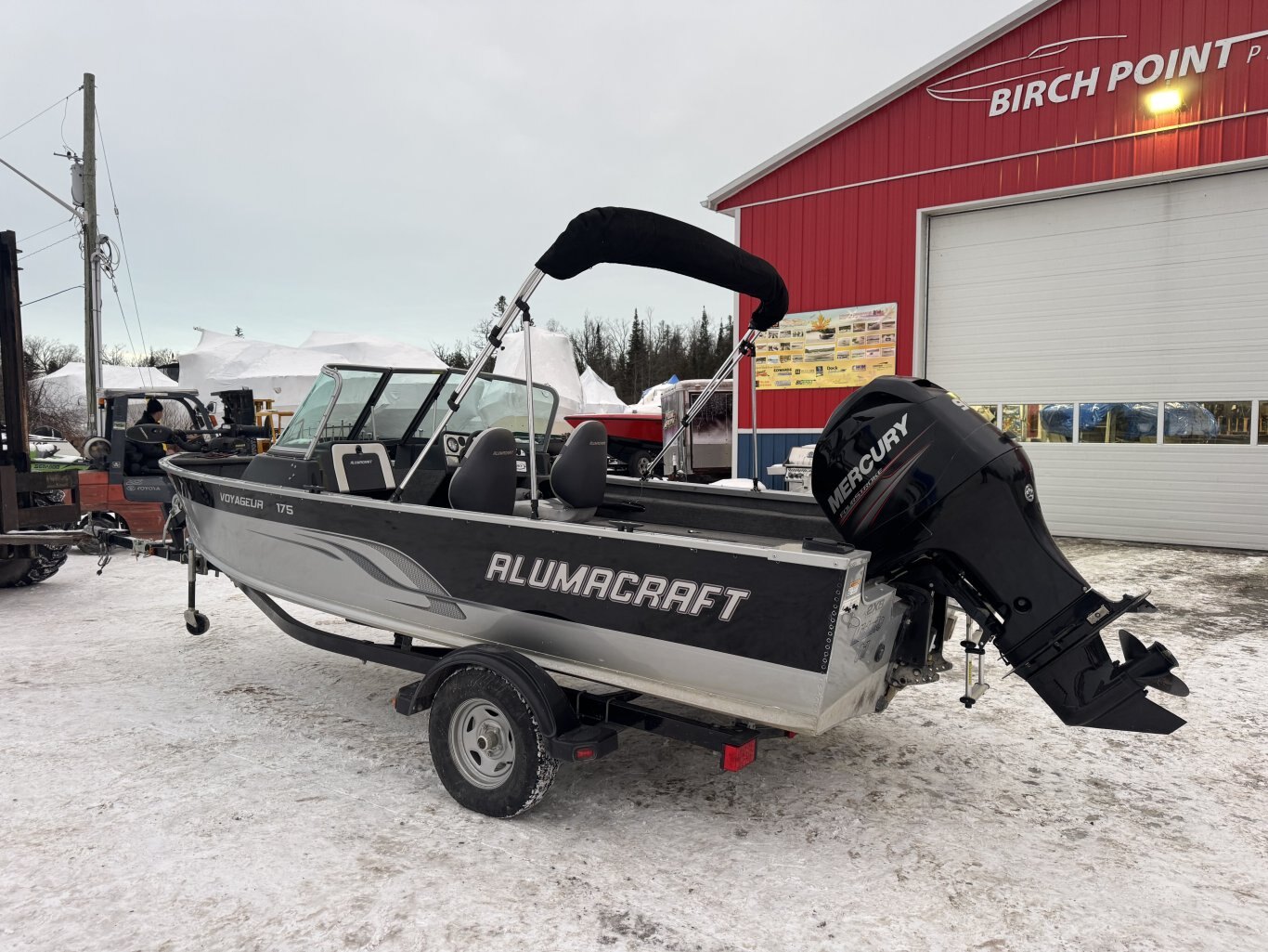 2014 Alumacraft Voyager 175