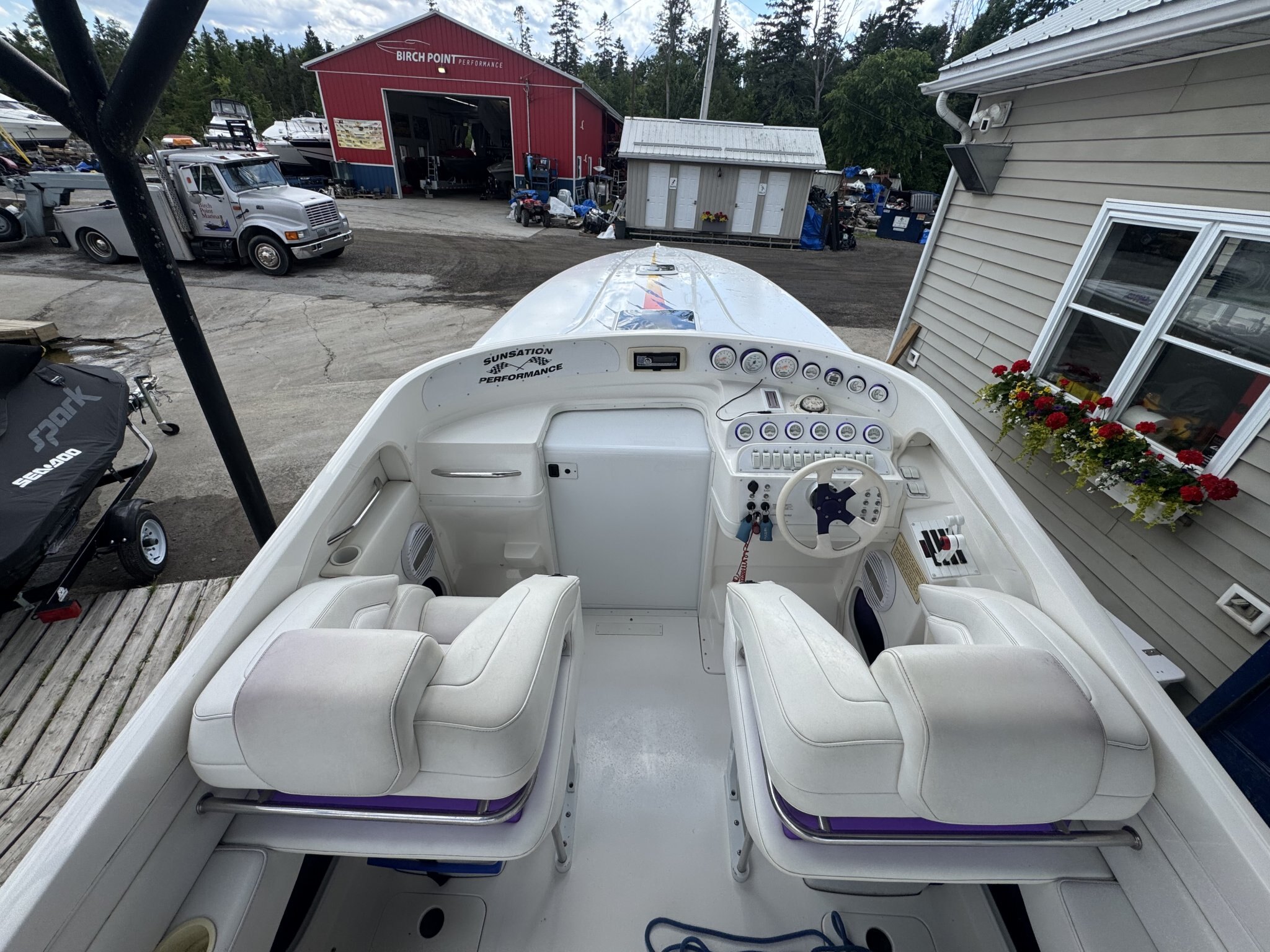 2002 Sunsation 32 Dominator
