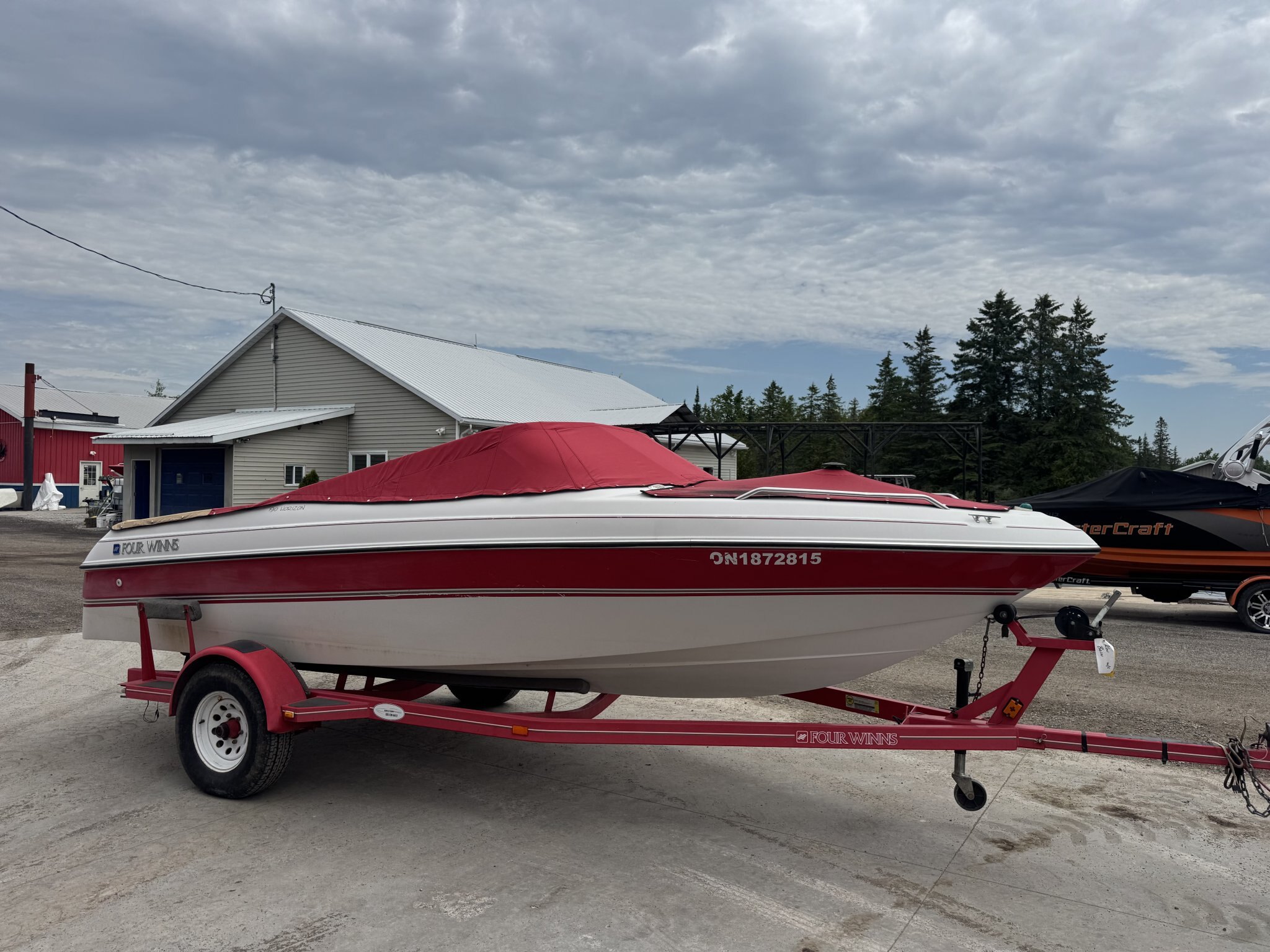 1996 Four Winns Horizon 190