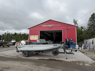 1999 Fountain 38 Express