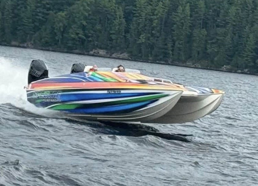 1999/2025 Spectre 30