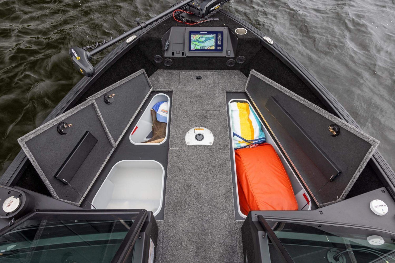 2027 Alumacraft Competitor 210X Sport