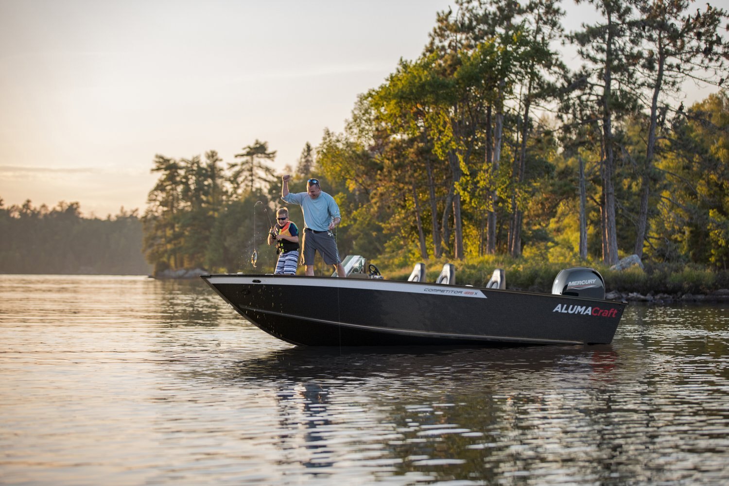 2027 Alumacraft Competitor 190X Side Console