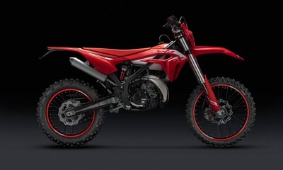 2027 Beta XTRAINER 200