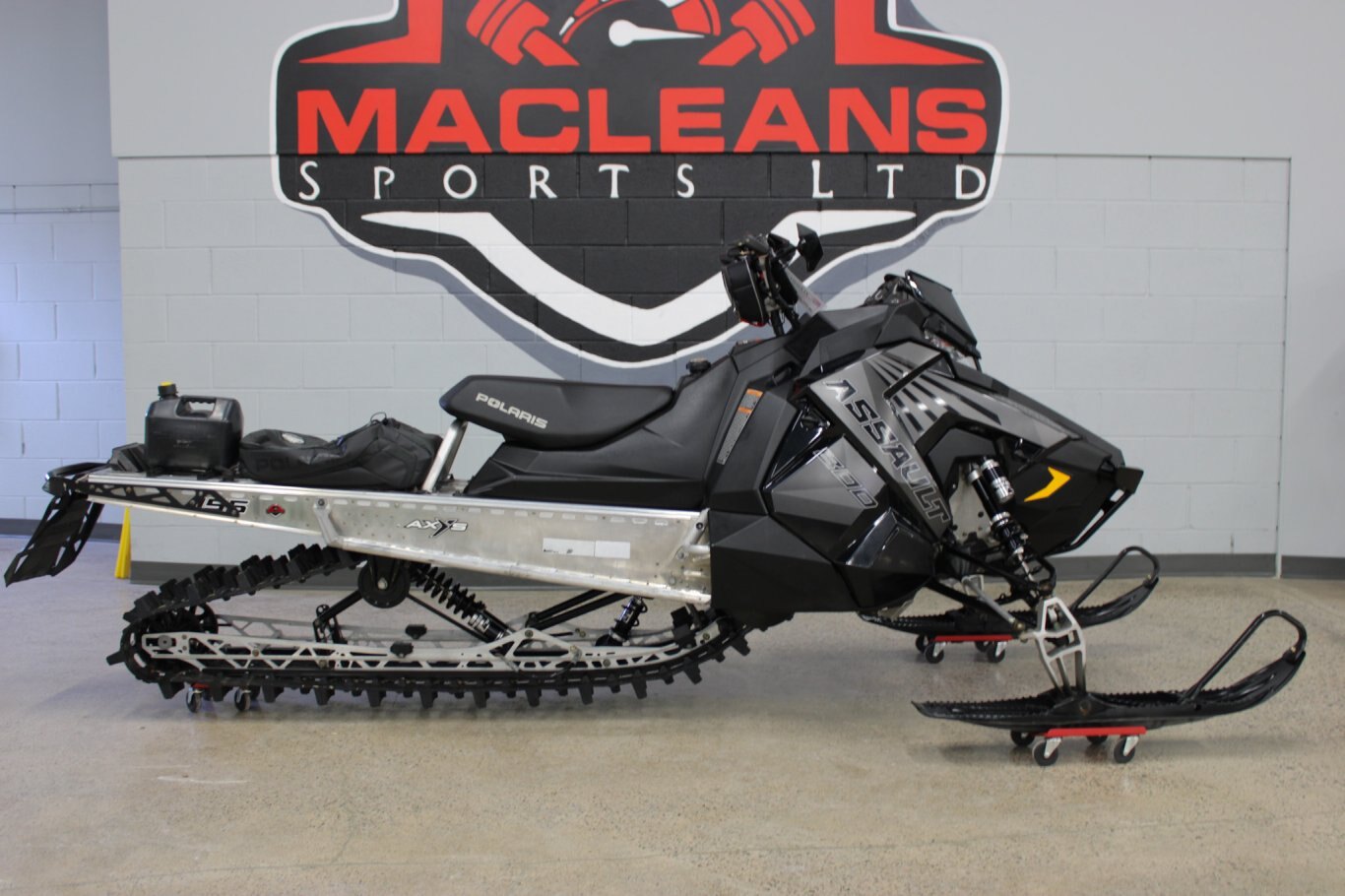 2017 POLARIS RMK ASSAULTY