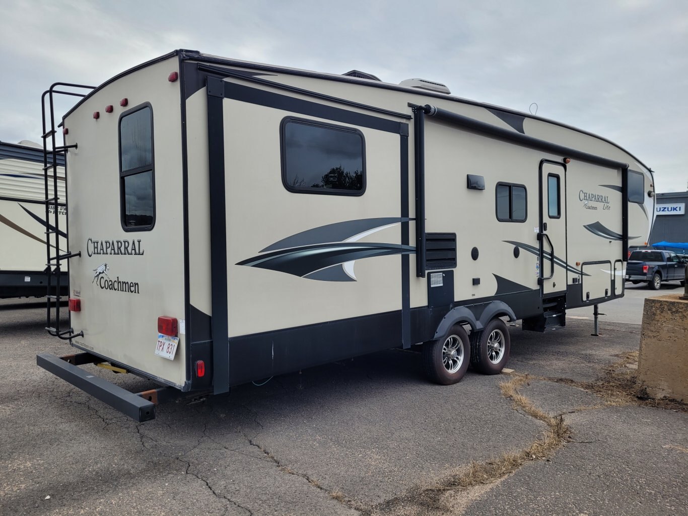 2016 COACHMEN CHAPARRAL COACHMEN LITE 30BHS