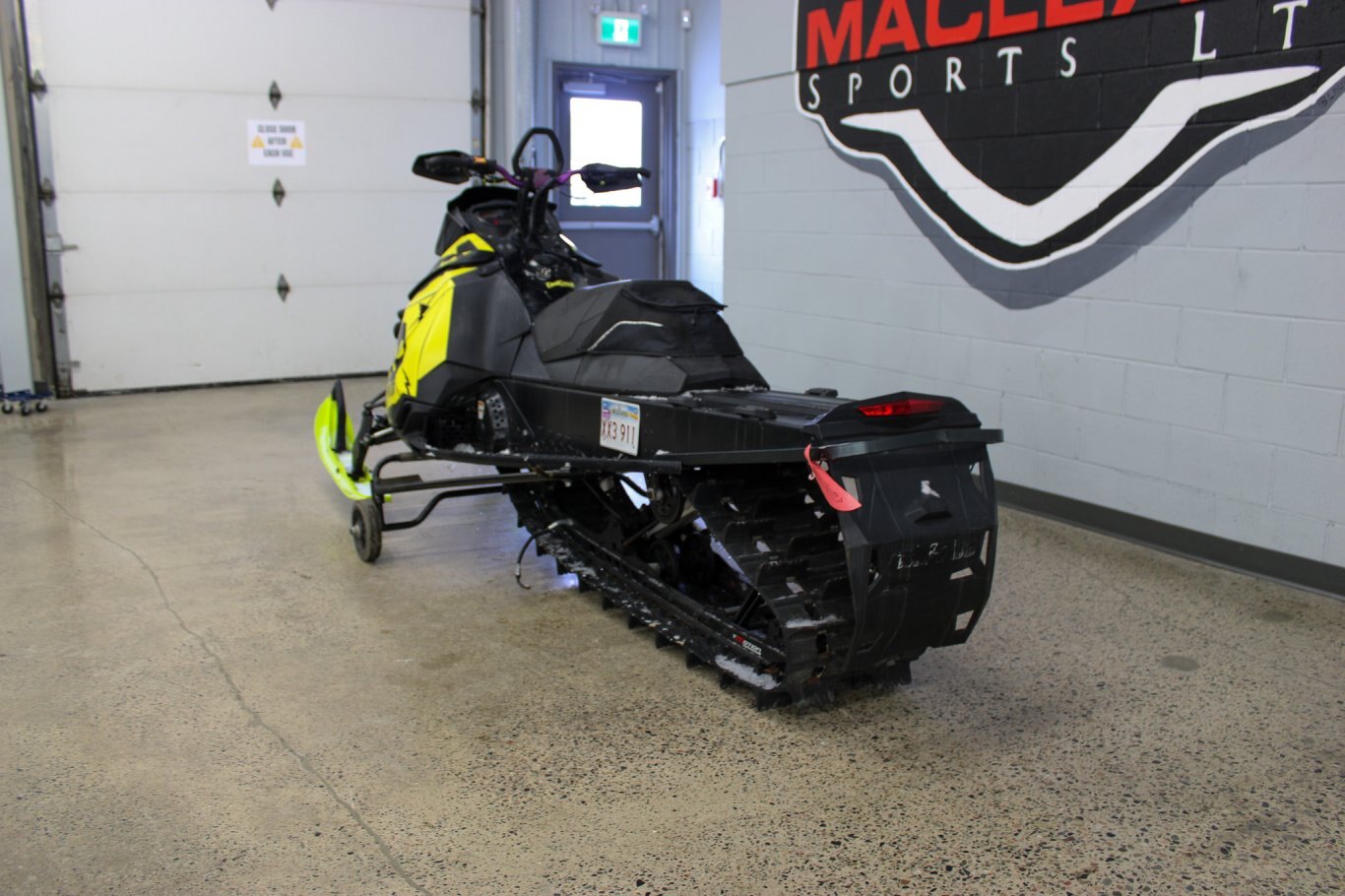 2014 SKIDOO SUMMIT X 146 800 R