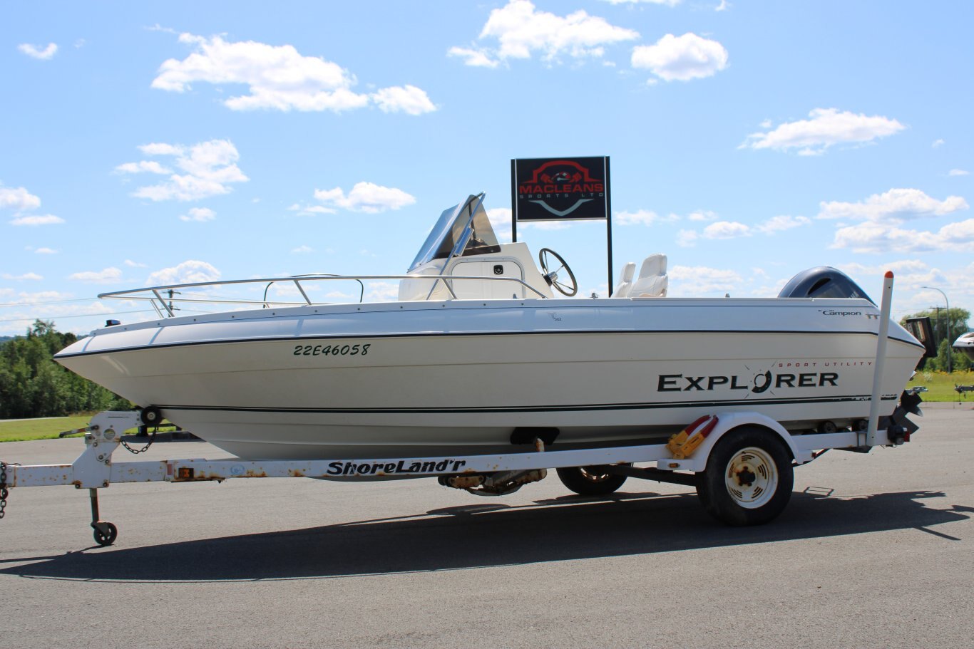 2001 Campion Explorer 582