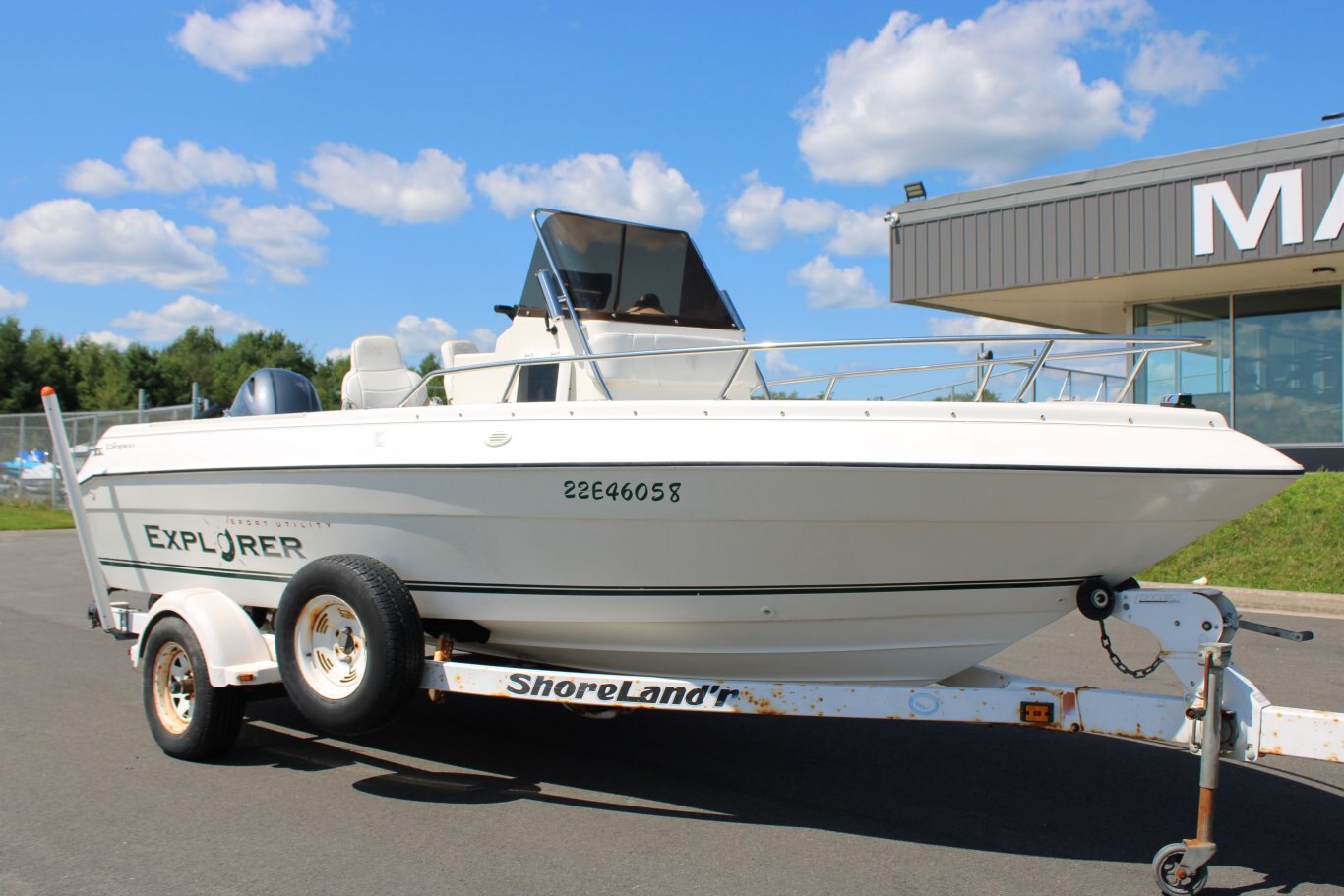 2001 Campion Explorer 582