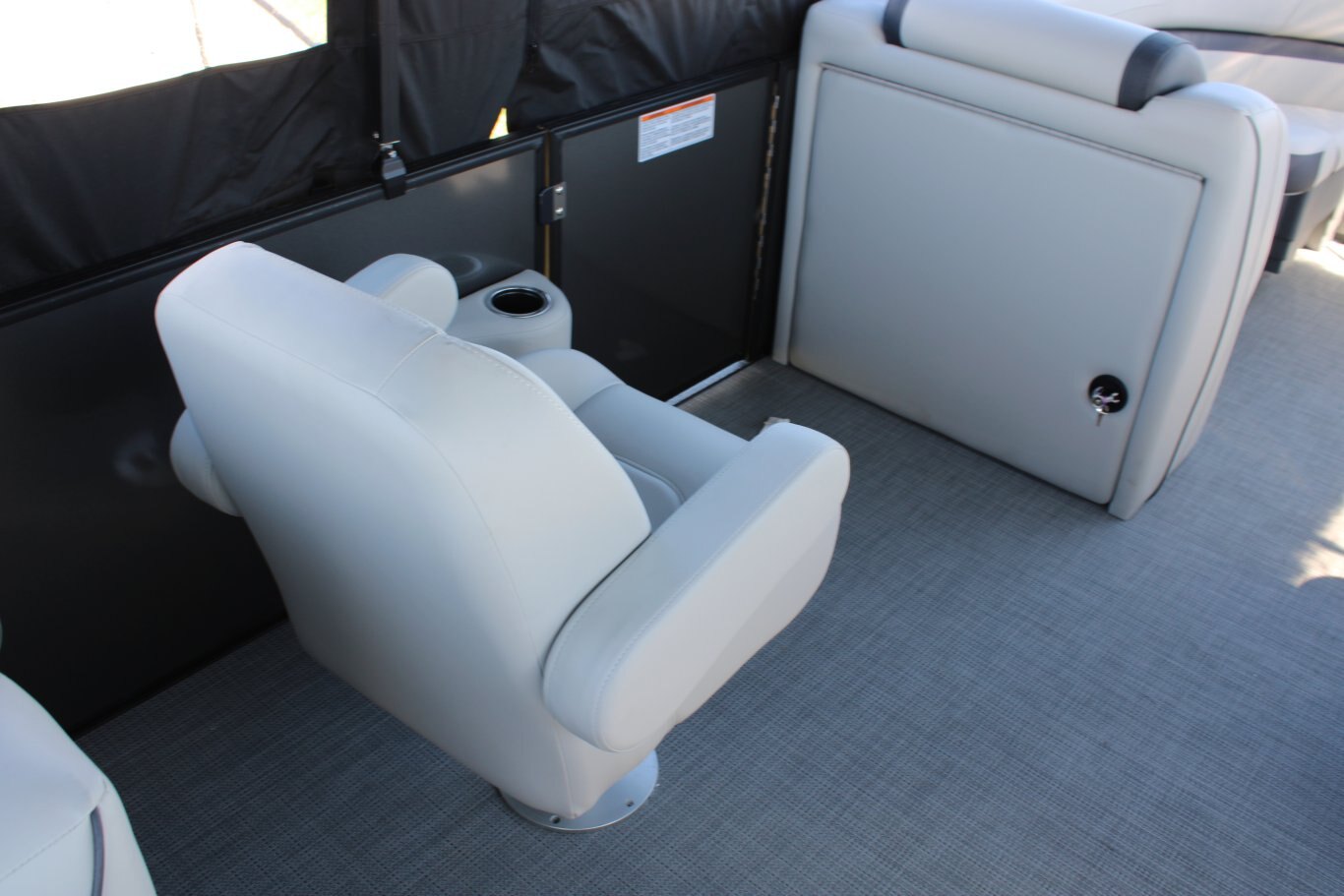 2024 STARCRAFT EXS 3