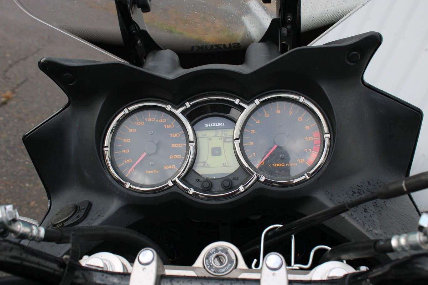 2011 SUZUKI DL 1000