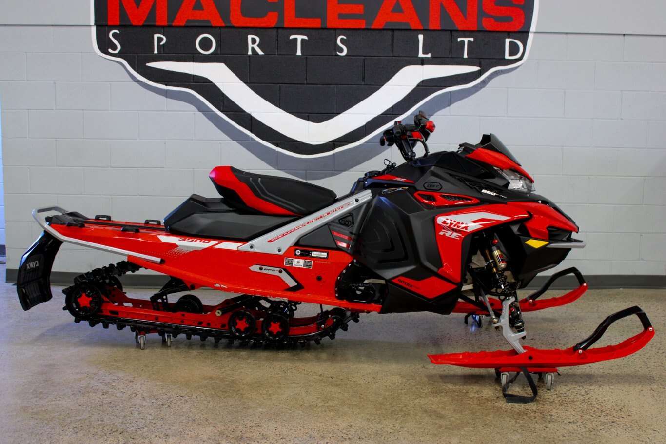 2022 SKIDOO LYNX RAVE