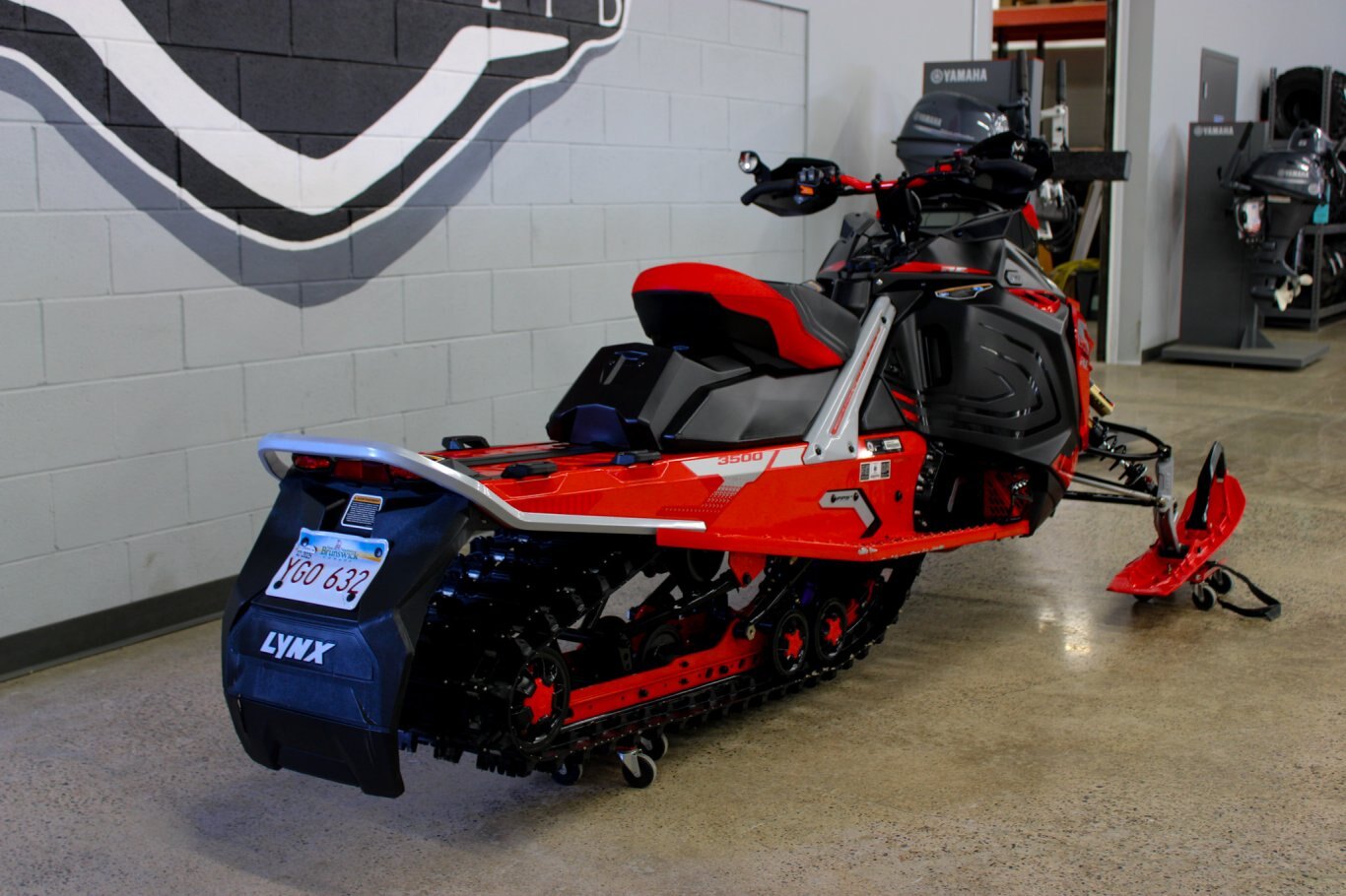 2022 SKIDOO LYNX RAVE