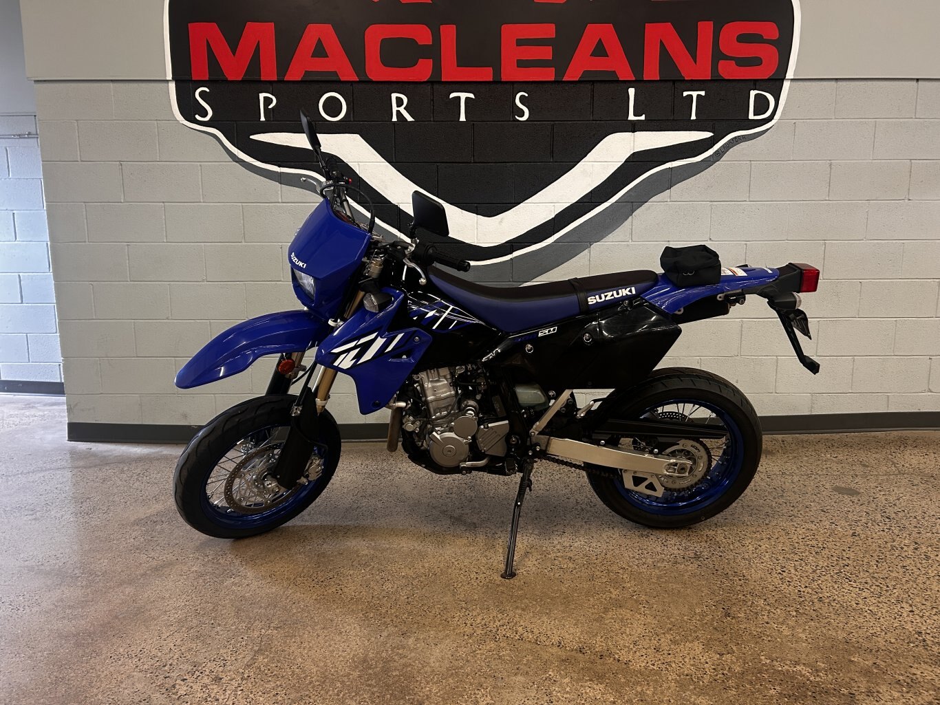 2023 SUZUKI DRZ400 SM