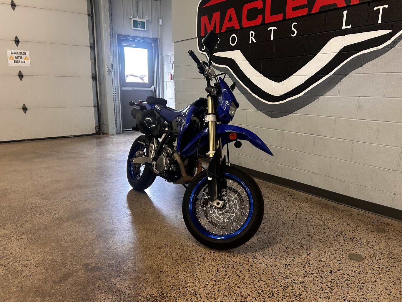 2023 SUZUKI DRZ400 SM