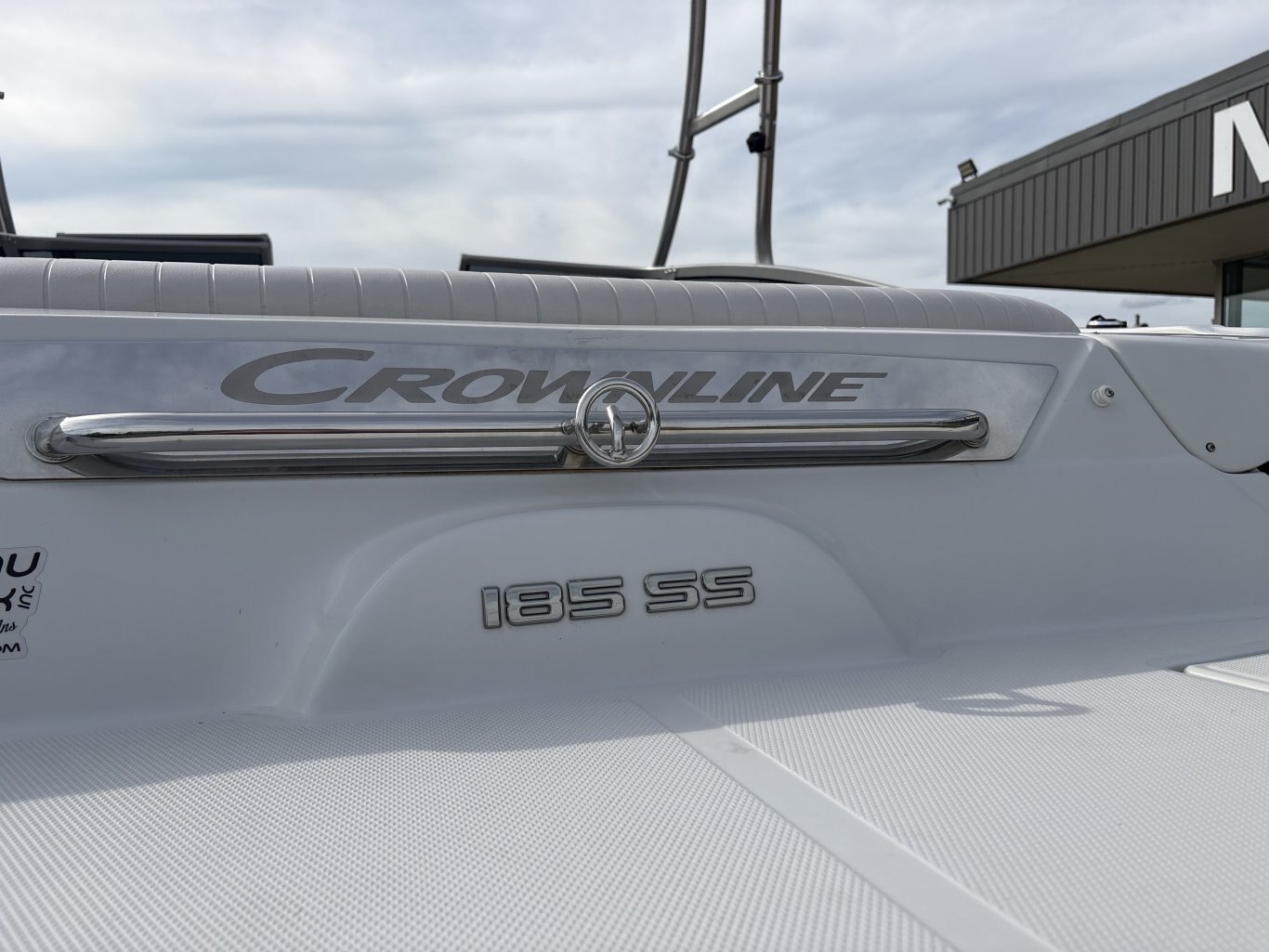 2012 CROWNLINE 185 SS