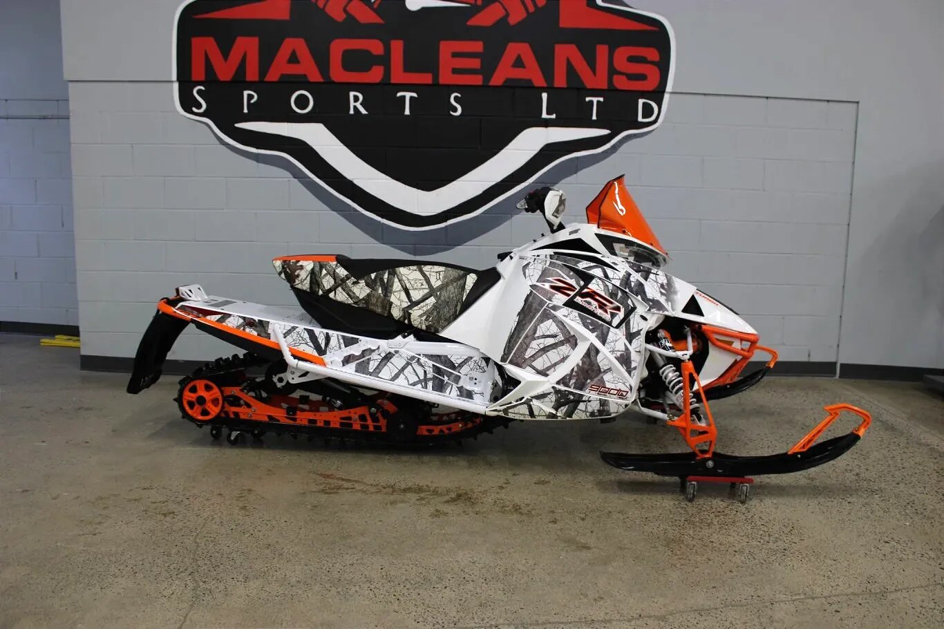 2017 ARCTIC CAT ZR9000 LTD WHITE CAMO