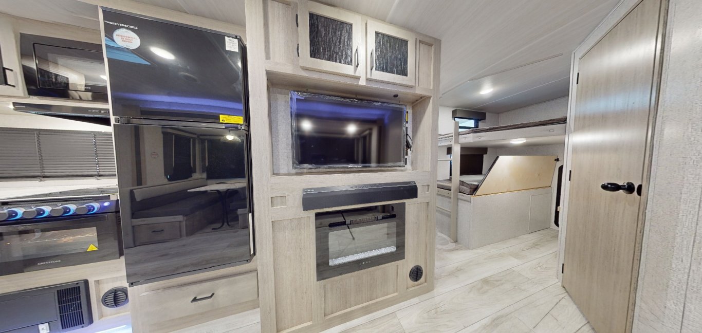 2026 East to West Alta 2800 Bunk House REG: $59,995 SALE: $52,995