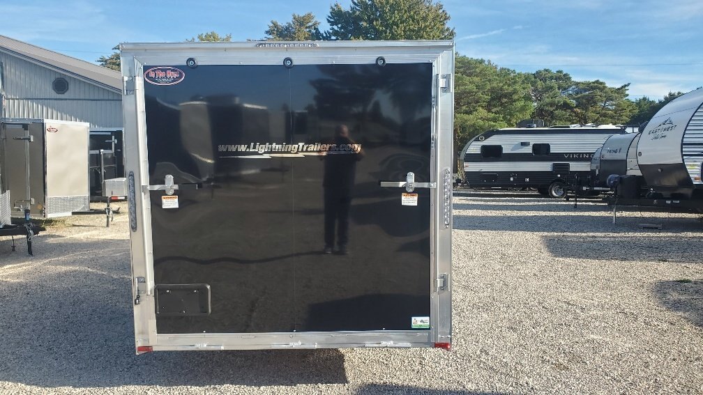 2022 Lightning 7x19 Aluminum Drive in/Drive out Enclosed