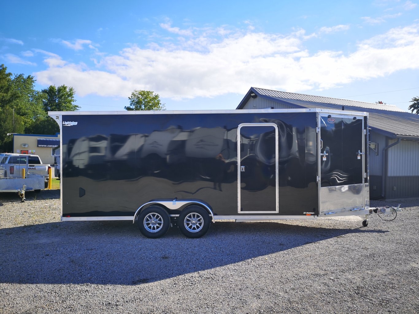 2025 Lightning 7x23 Drive in/Drive Out Snowmobile Trailer